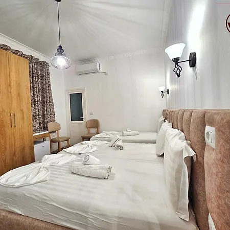 Hk فندق مبيت وإفطار Krujë