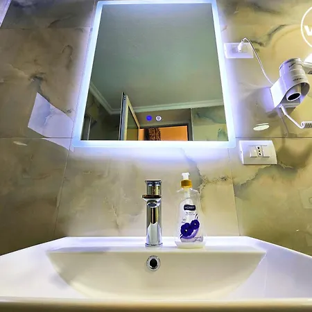 Hk- Is A Family-run Designed To Welcome Like Friends Located In The Heart Of Kruje,it Offers Comfort,peace,and Privacy To Make Feel Right At Enjoy Free Public Parking, Taxi Service,local Guides And A Traditional Breakfast Inclu Krujë