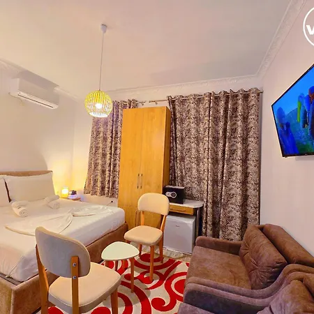 Bed & Breakfast Hk- Is A Family-run Designed To Welcome Like Friends Located In The Heart Of Kruje,it Offers Comfort,peace,and Privacy To Make Feel Right At Enjoy Free Public Parking, Taxi Service,local Guides And A Traditional Breakfast Inclu