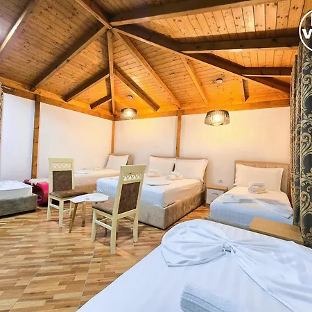 Hk Bed & Breakfast 3*