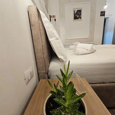 Hk Bed & Breakfast 4*